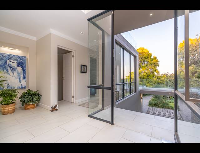 4 BEDROOM HOUSE FOR SALE IN BRYANSTON